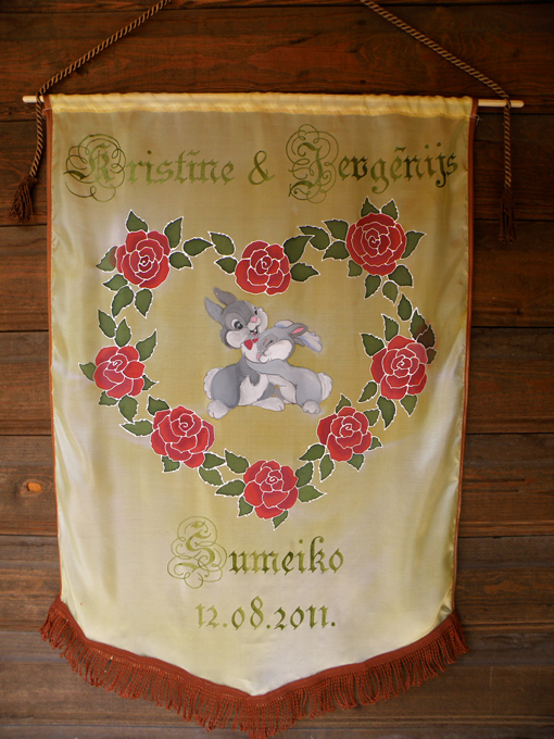 Свадебный флаг – Кролики с вуалеткой и бабочкой